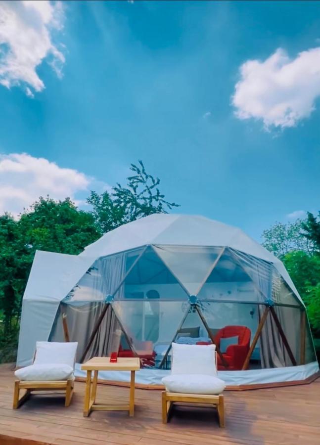 Phalesia Glamping Otel Сапанджа Екстериор снимка